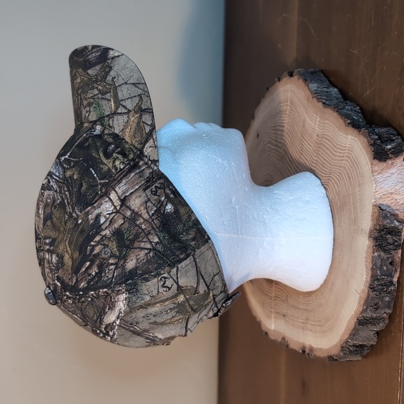 Scheels Logo Camouflage Realtree Trim Baseball Hat Cap - Picture 4 of 9